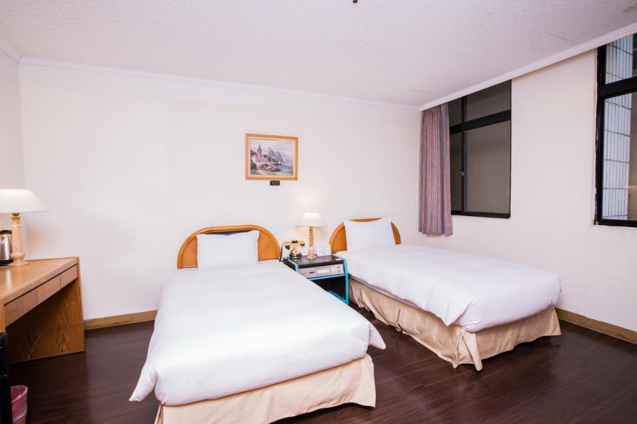 Back Home Hotel Цзяи Экстерьер фото