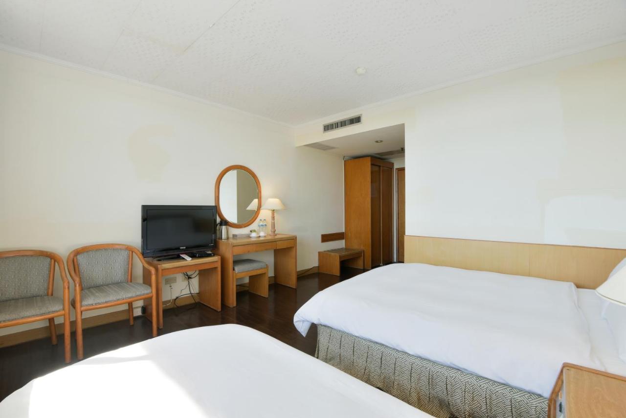 Back Home Hotel Цзяи Экстерьер фото
